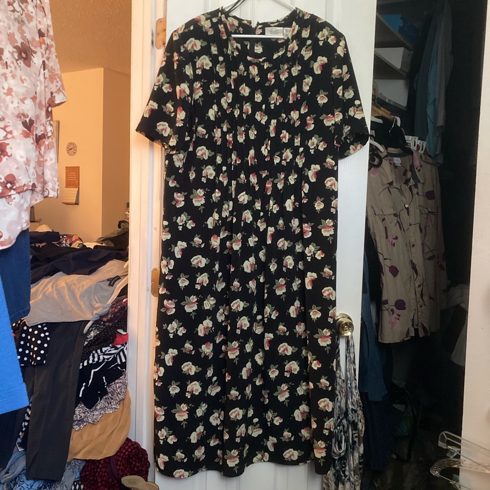 Polyester pleated front dress by Kathie Lee.